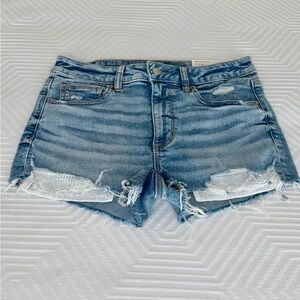 NWT American Eagle High-Rise Shortie Denim Shorts | 6 | Light Wash